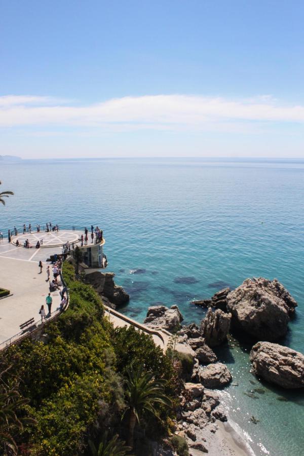 Apartamento Chaparil Nerja Exterior photo